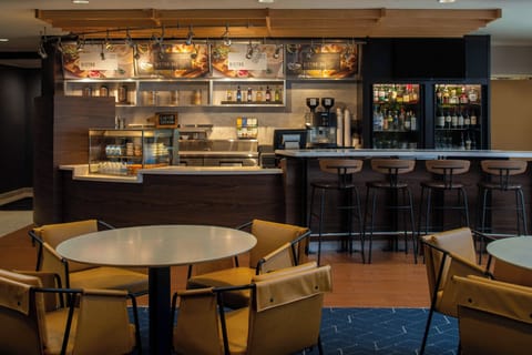 Breakfast and dinner served, American cuisine