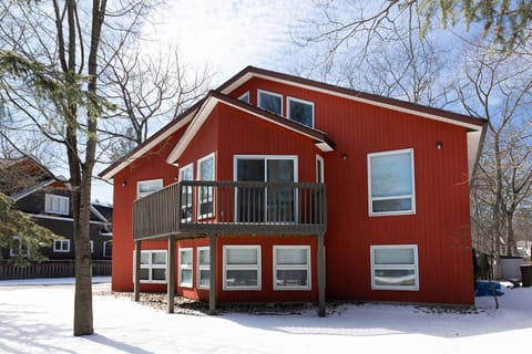 front view of cottage