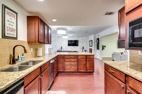 Basement Wet Bar and Kitchenette like area.