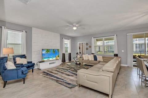 This villa has a total of 7 bedrooms.