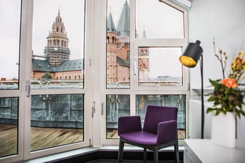 Hypo-allergenic bedding, desk, laptop workspace, soundproofing