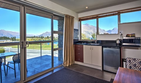 Apartment, 1 Bedroom, Mountain View | View from room