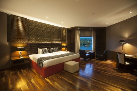Minibar, in-room safe, blackout drapes, soundproofing