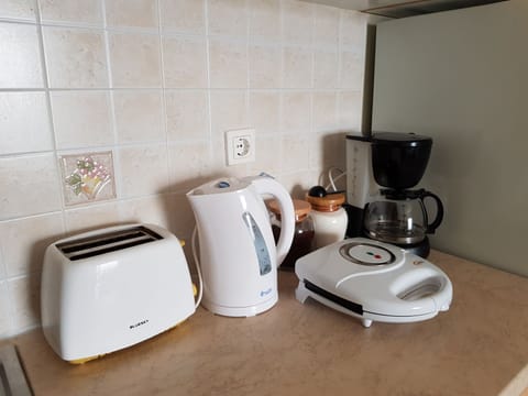 Kitchen Appliances