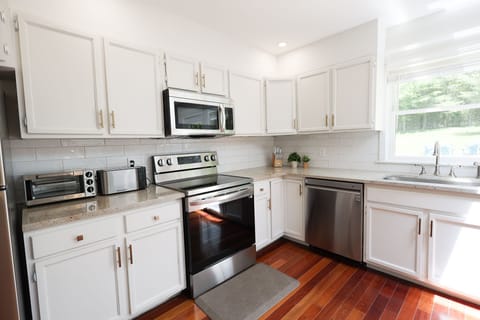 Kitchen with all new applicances