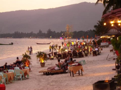 Beach nearby, white sand