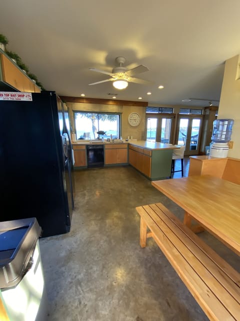 You can't beat making your morning coffee with that view of the lake.