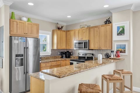 Kitchen with bar seating