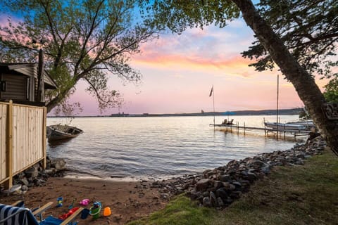 Your own slice of Heaven on Park Point. 