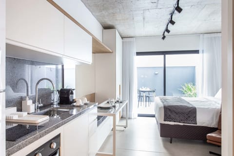 Studio, 1 Double Bed | Hypo-allergenic bedding, desk, laptop workspace, free WiFi