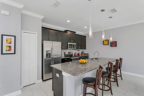 4886RomeoCir,StoreyLake_09