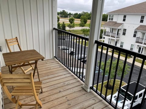 This apartment features a beautiful private balcony - perfect for relaxing in the morning with a cup of coffee or in the evening after a long day.