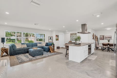 Spacious open living concept