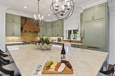 Fully Equipped Chef's Kitchen - Second Floor