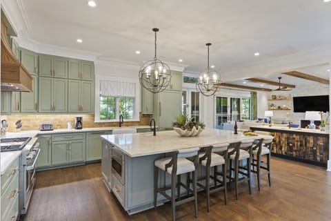 Fully Equipped Chef's Kitchen - Second Floor