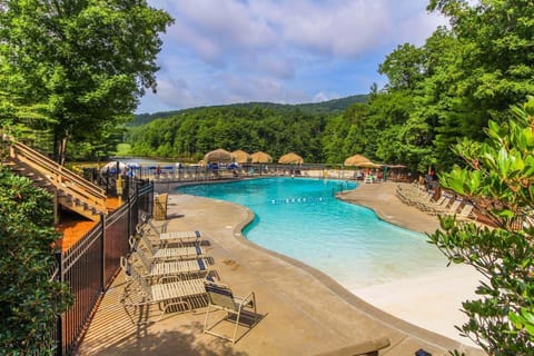 Indoor pool, seasonal outdoor pool, pool umbrellas, sun loungers