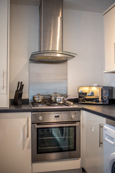 Apartment, Private Bathroom (No.10) | Shared kitchen