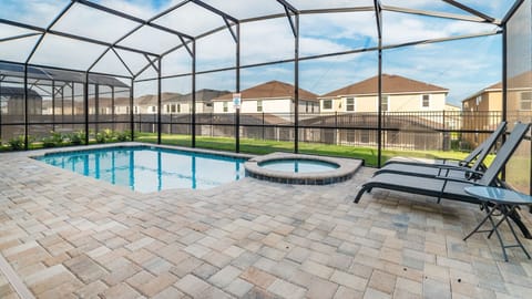 Pool &amp; Spa