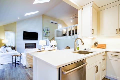 This floor plan makes it easy for you to interact with your guests in the living room, loft and kitchen areas.