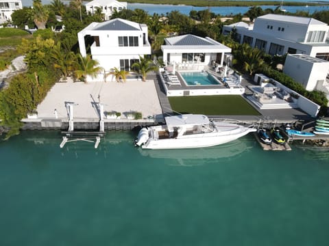 Add a Luxury Private Boat Tour to your  vacation contact us for more information