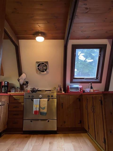 Fully stocked kitchen 