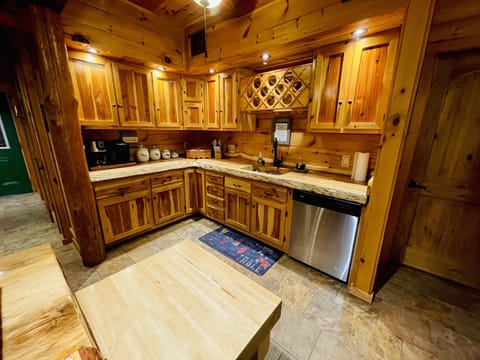 Mystic Lodge Chef Kitchen