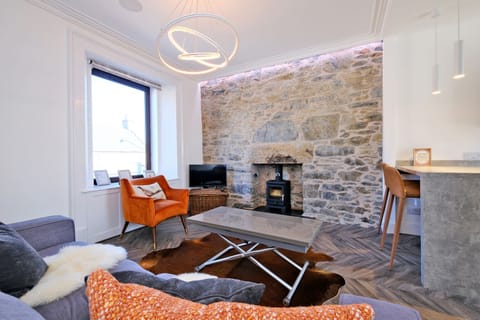 Exclusive House, Private Bathroom | Lounge