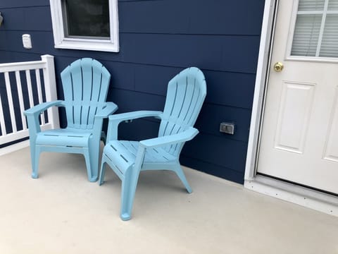 Off King room balcony