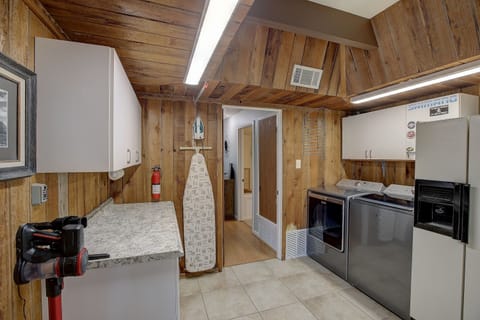 Entry Level Laundry Room