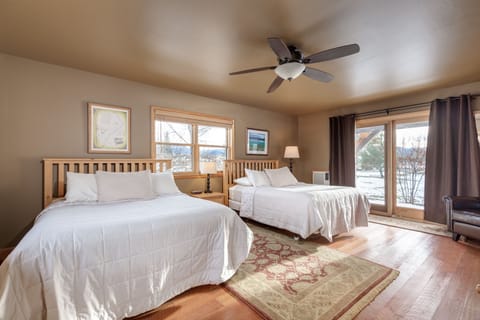 Yellowstone River Room - two queen beds