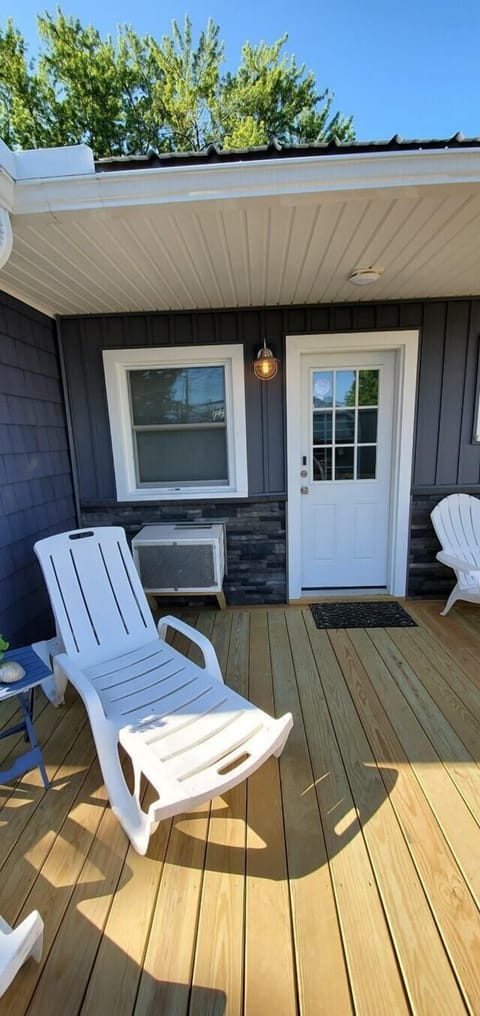 107899248_106713031116725_526350219560243764_o (1) (1)