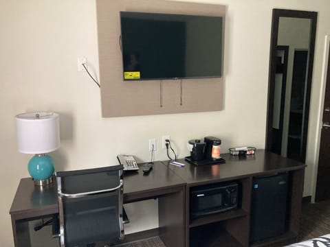 Premium bedding, individually furnished, desk, blackout drapes