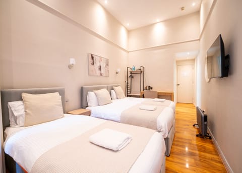 Triple Room | Individually decorated, desk, iron/ironing board, free WiFi