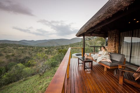 Luxury Suite | Terrace/patio