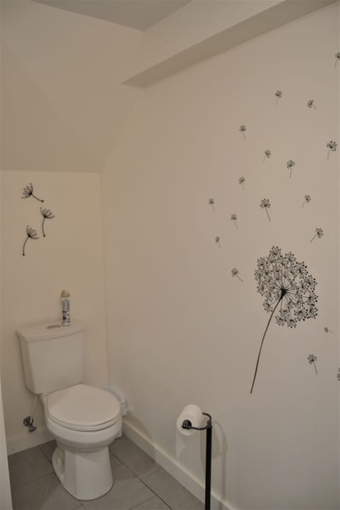 Das Zimmer - Private bathroom, recently renovated