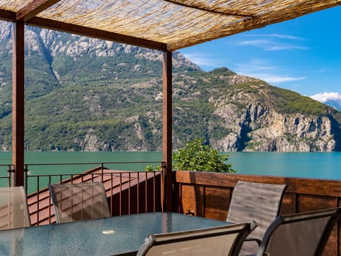 Water, Sky, Daytime, Property, Mountain, Cloud, Nature, Shade, Azure, Blue