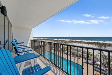 Island Winds 280 Gulf Front Balcony