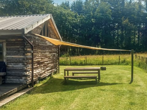 Sitting-out-area | The Sunset Cabin, Beccles