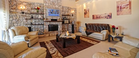Villa | Interior