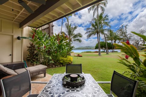 Cozy lanai with ocean views and perfect for outdoor dining