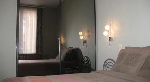 Individually decorated, free WiFi