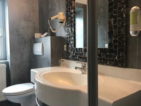 Shower, free toiletries, hair dryer, bathrobes