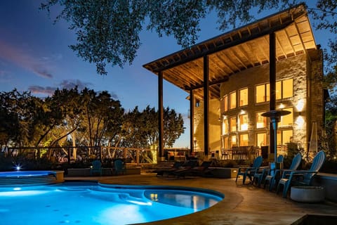 Welcome to The Retreat at Crystal Creek!