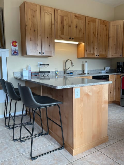 Newly renovated kitchen, has everything you need. 