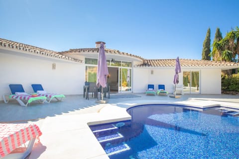 Wonderful villa with pool