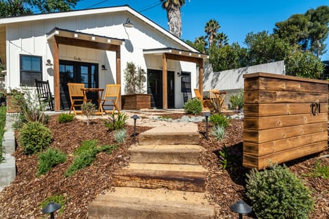 Front View of the Cottage, great for a group of 4 with two entry