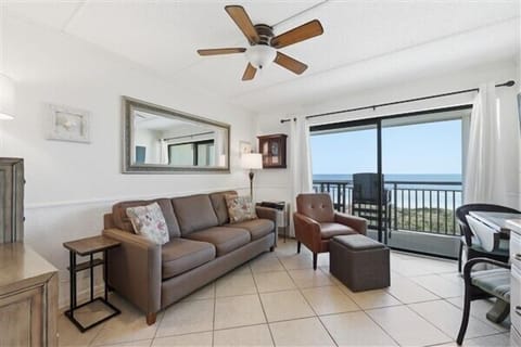 Condo 404