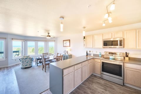 Open floor plan with ample natural light and stunning views