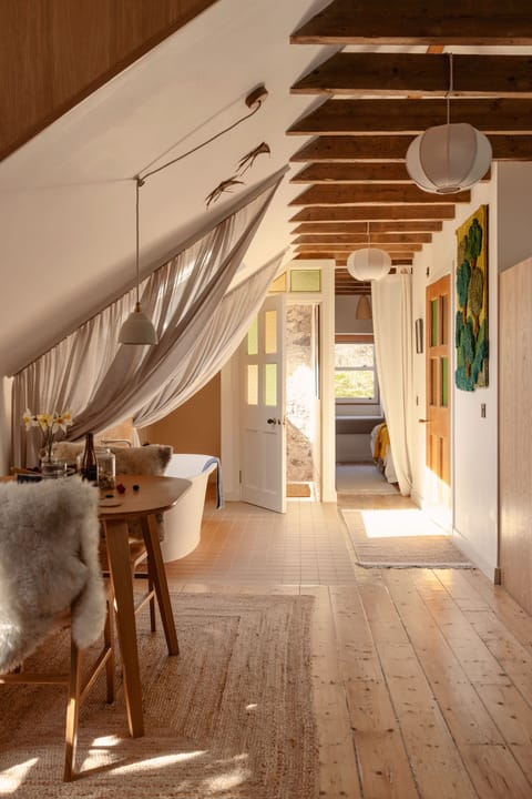 Romantic Loft, Private Bathroom (Lux) | Lounge