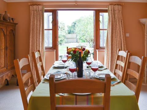 Dining room | The Palms, Whitstable